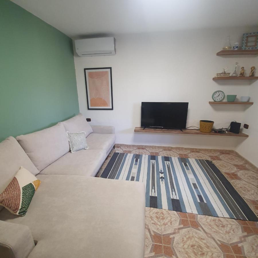 Central Home Away From Home Shkodra Exterior foto